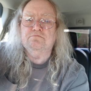 Meet your Posher, Carl